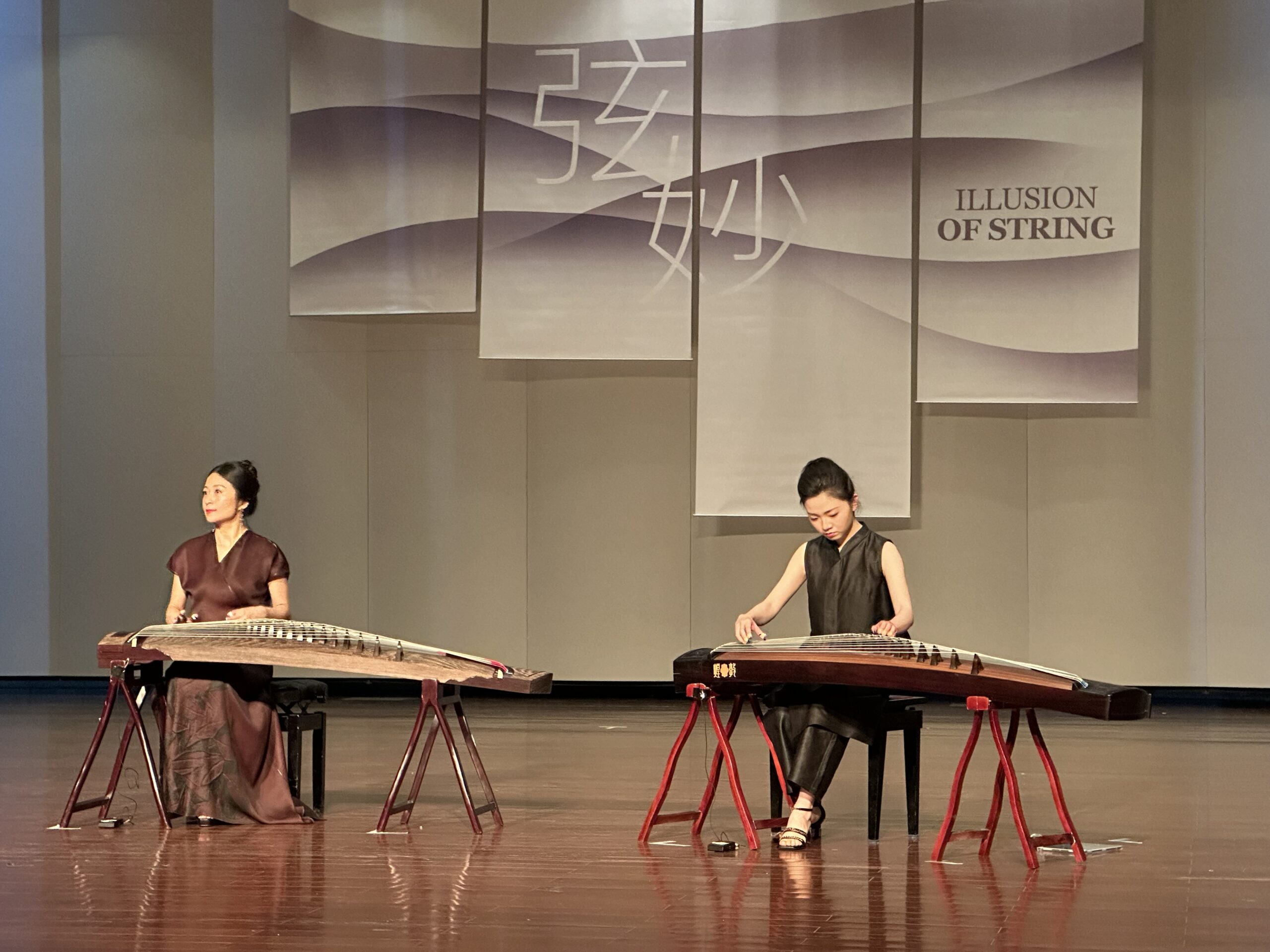 #slidecaption2 楽器付属品OEM
